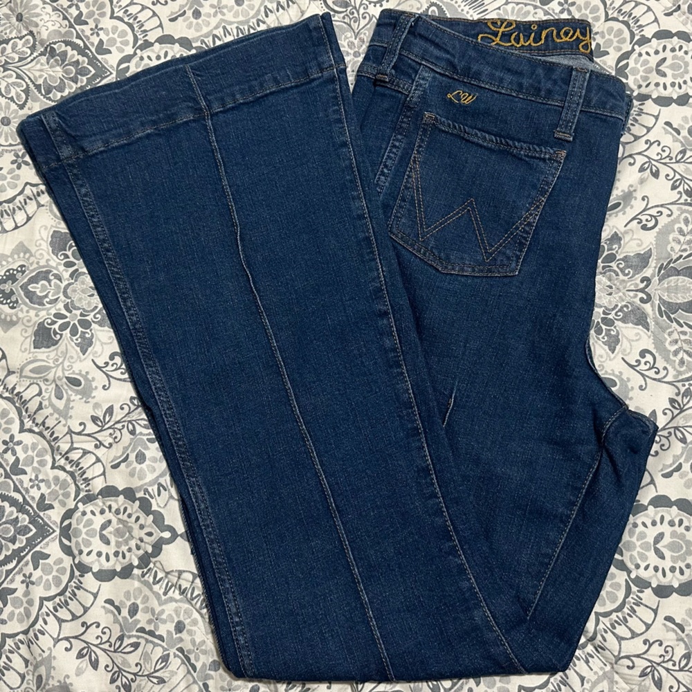 WRANGLER X LAINEY WILSON BARE BACK FLARE JEANS